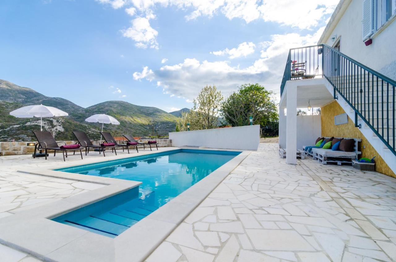 Country Matkovic - Duba Holiday home